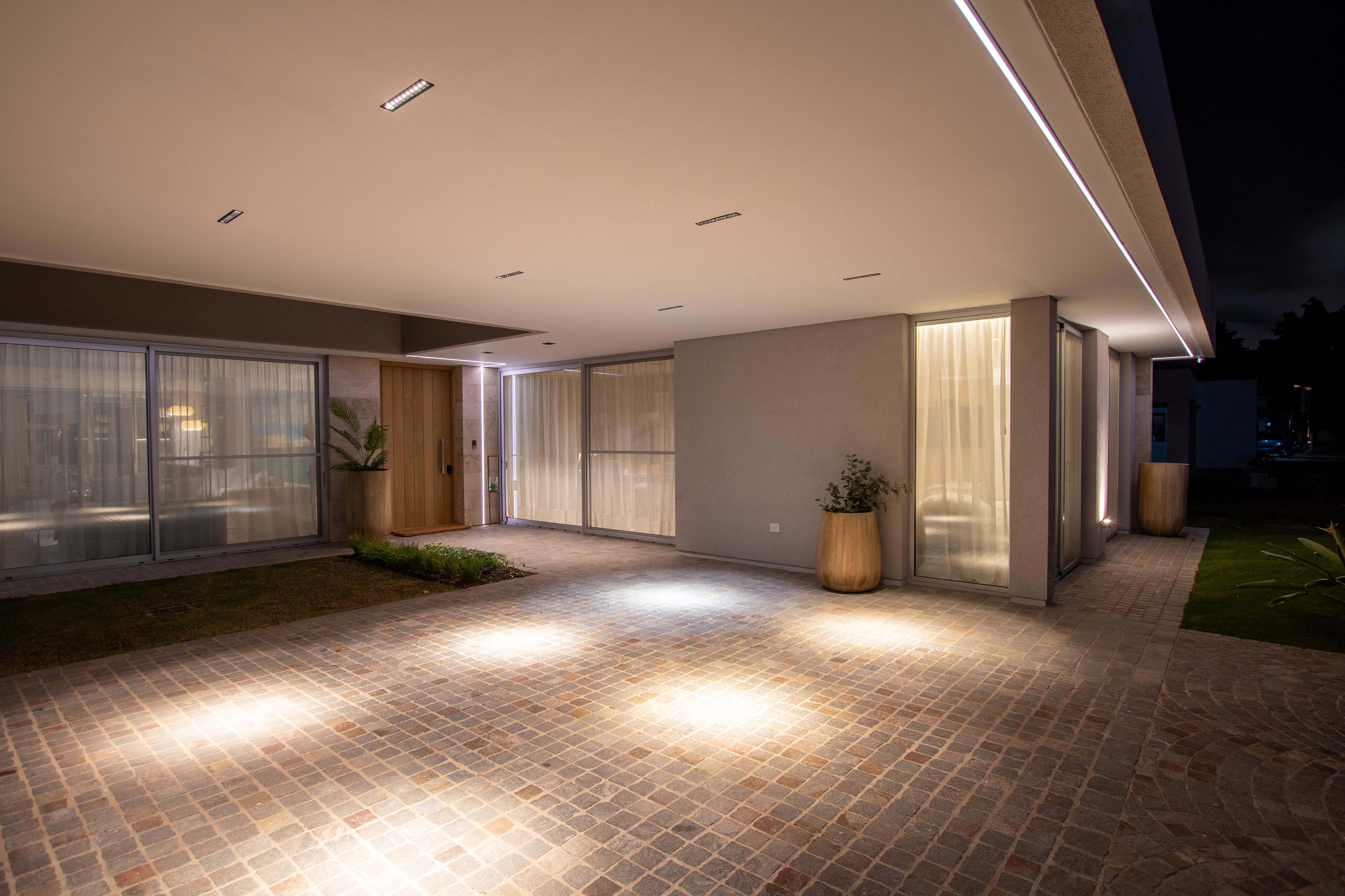 KAUS 10 LUCES
